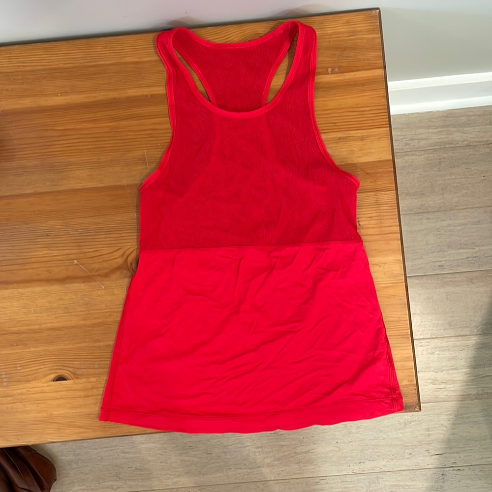 Lululemon red tank